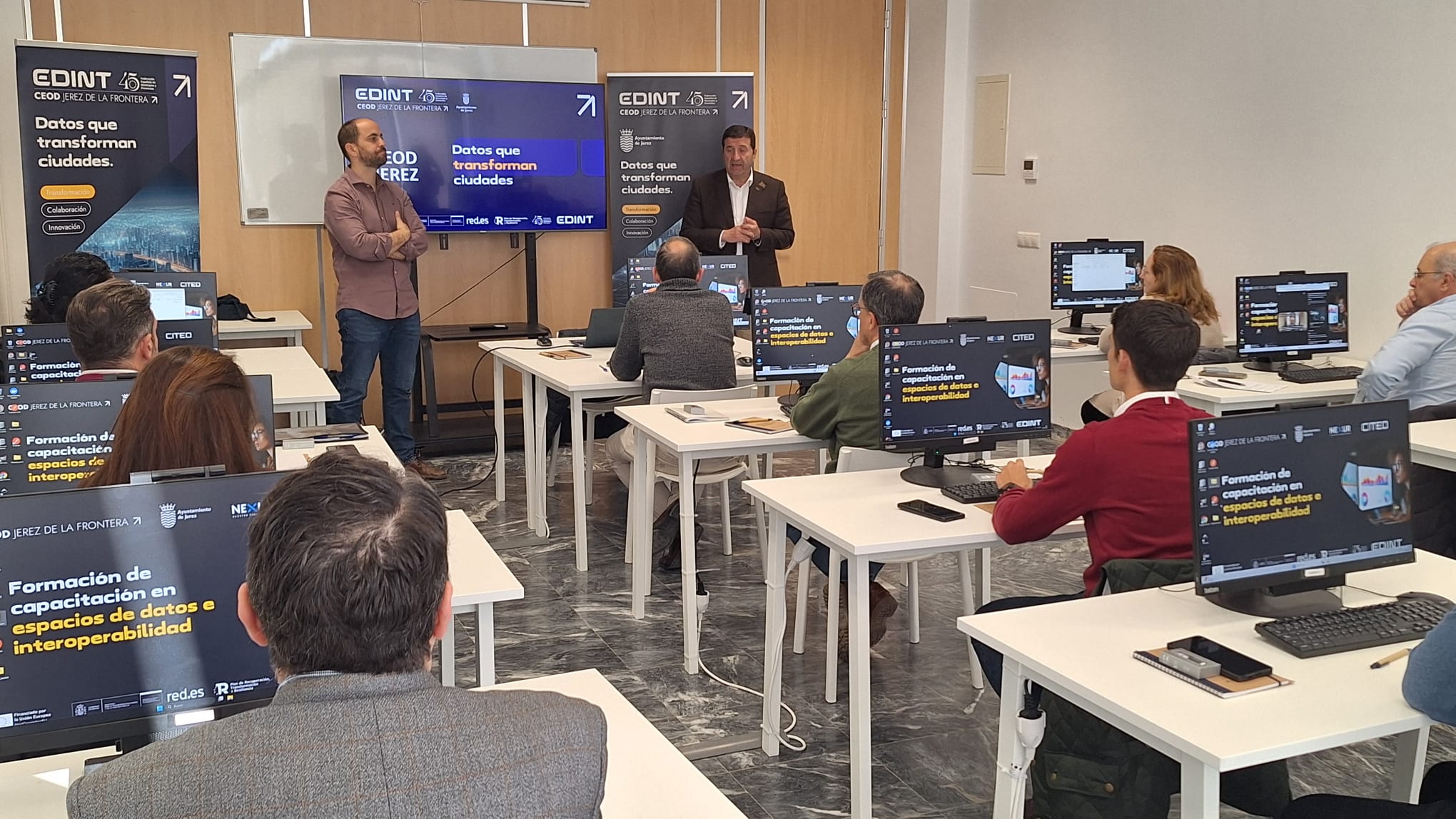 mario rivas itelligent formacion espacio de datos edint jerez